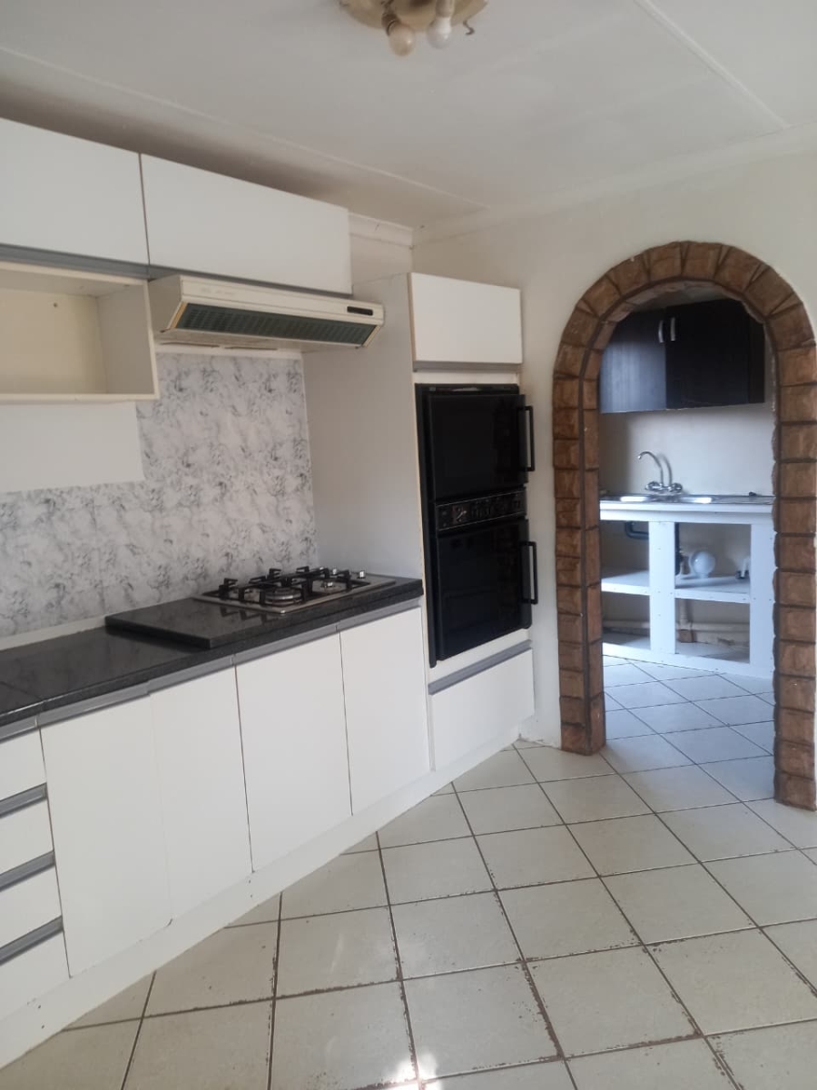 2 Bedroom Property for Sale in Oudorp North West